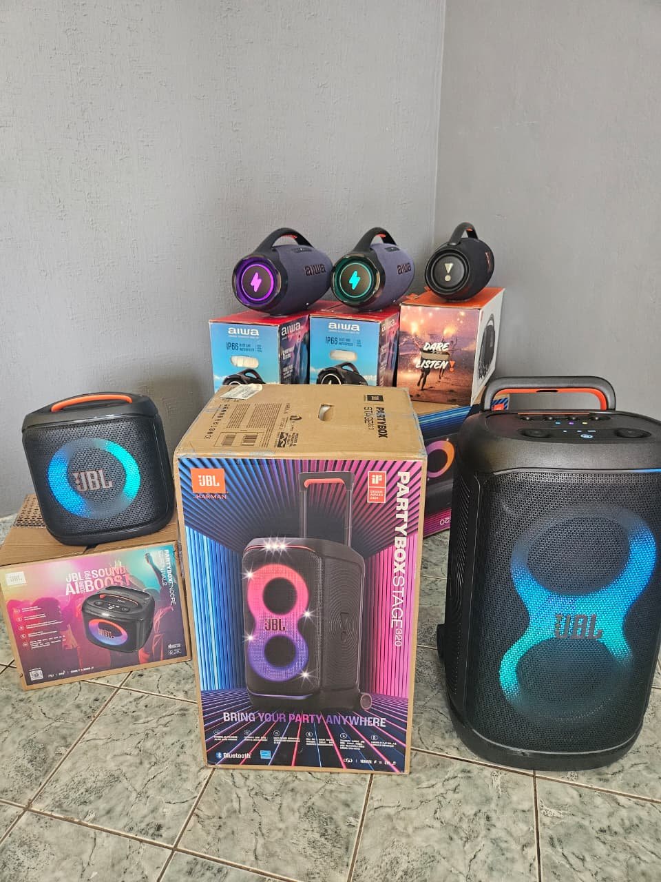 JBL PARTYBOX 320 OU 3.000 R$ NO PIX!